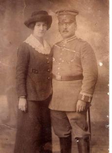 diehl_photo_diehl and wife_1915